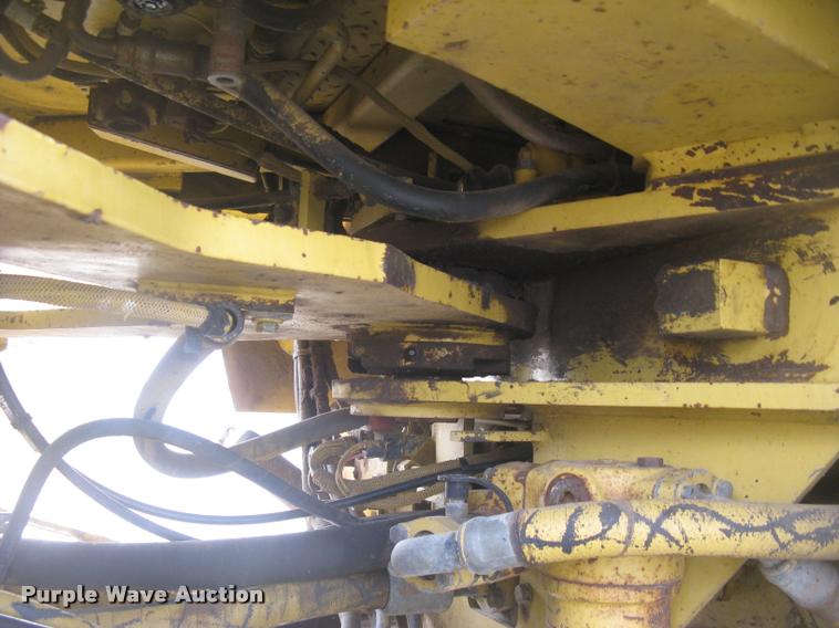 image for item L3927 1992 Caterpillar 950F wheel loader