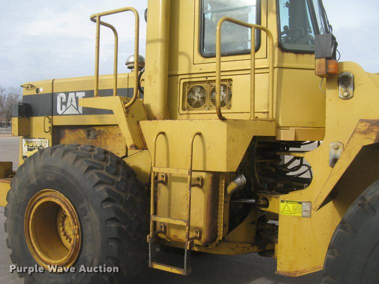 image for item L3927 1992 Caterpillar 950F wheel loader