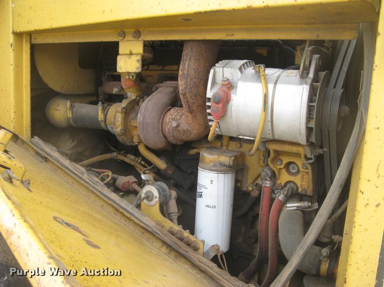 image for item L3927 1992 Caterpillar 950F wheel loader