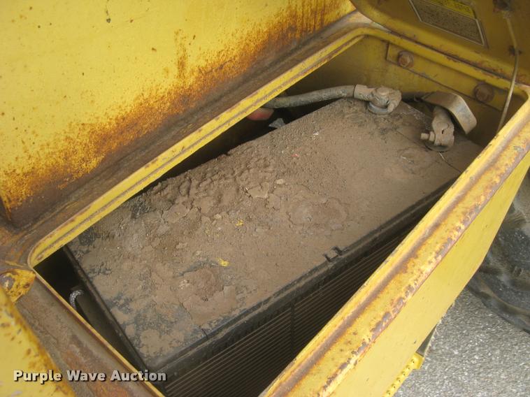 image for item L3927 1992 Caterpillar 950F wheel loader