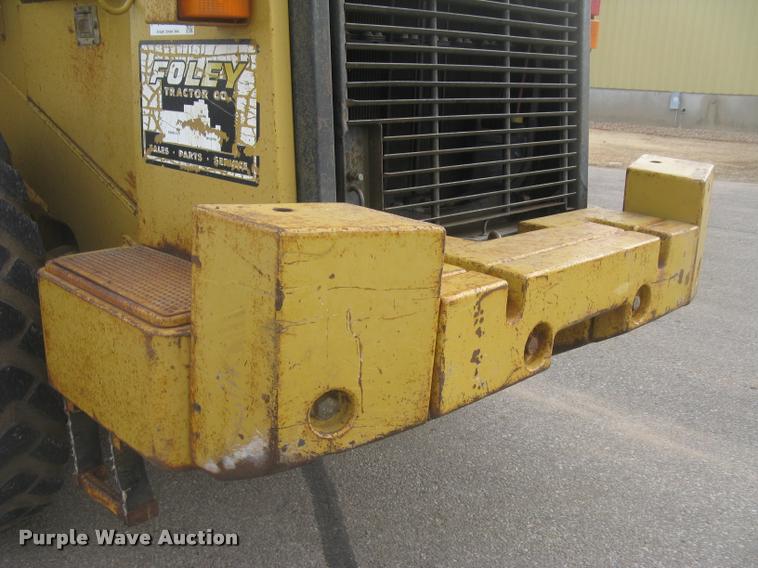 image for item L3927 1992 Caterpillar 950F wheel loader