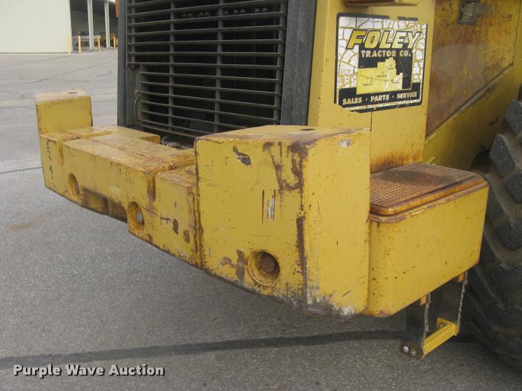 image for item L3927 1992 Caterpillar 950F wheel loader