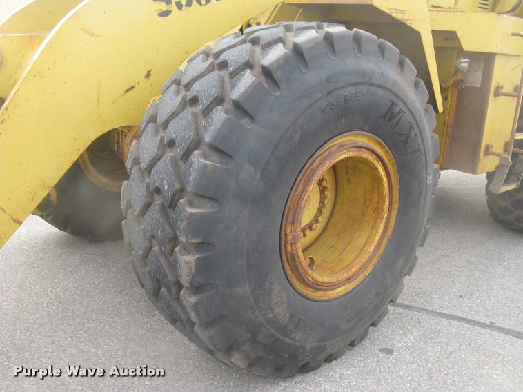 image for item L3927 1992 Caterpillar 950F wheel loader