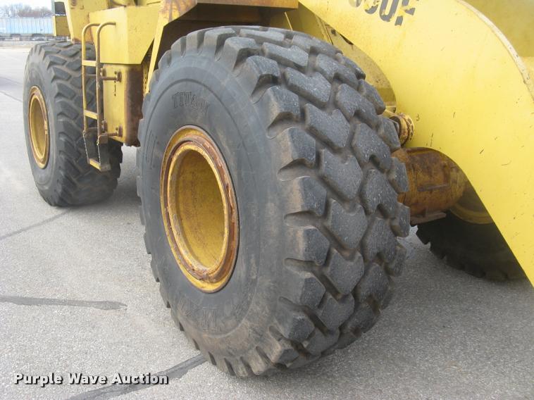 image for item L3927 1992 Caterpillar 950F wheel loader