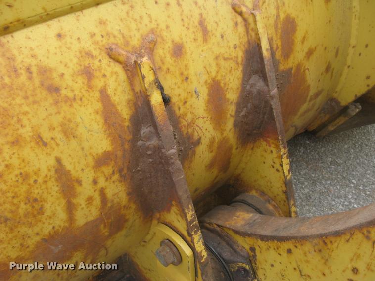 image for item L3927 1992 Caterpillar 950F wheel loader