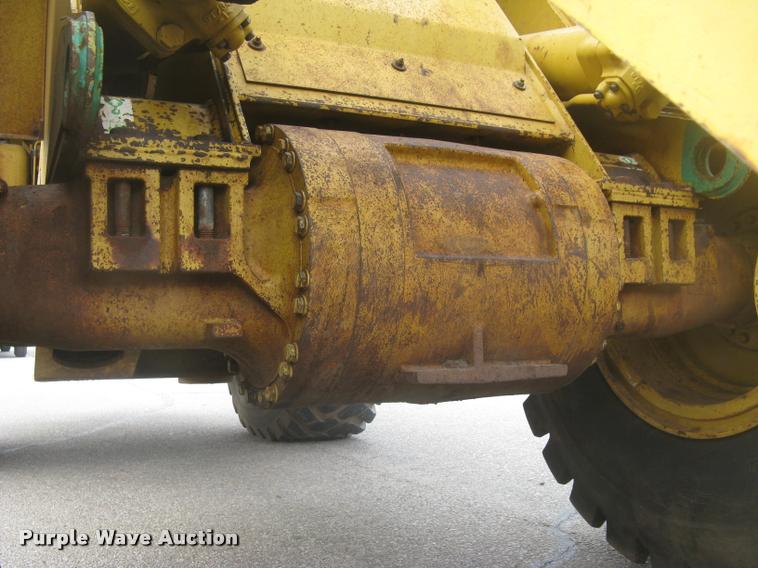 image for item L3927 1992 Caterpillar 950F wheel loader