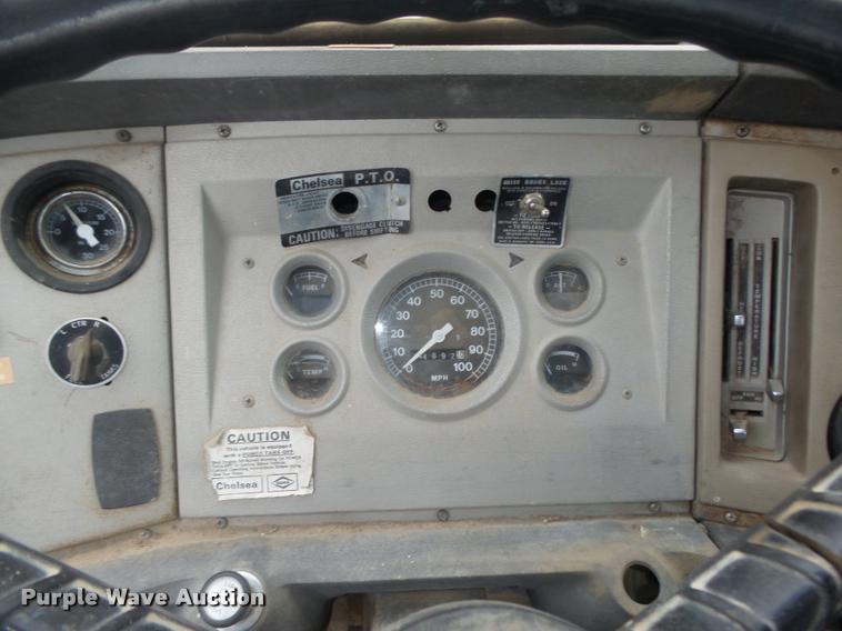 image for item L4183 1972 Ford digger derrick truck