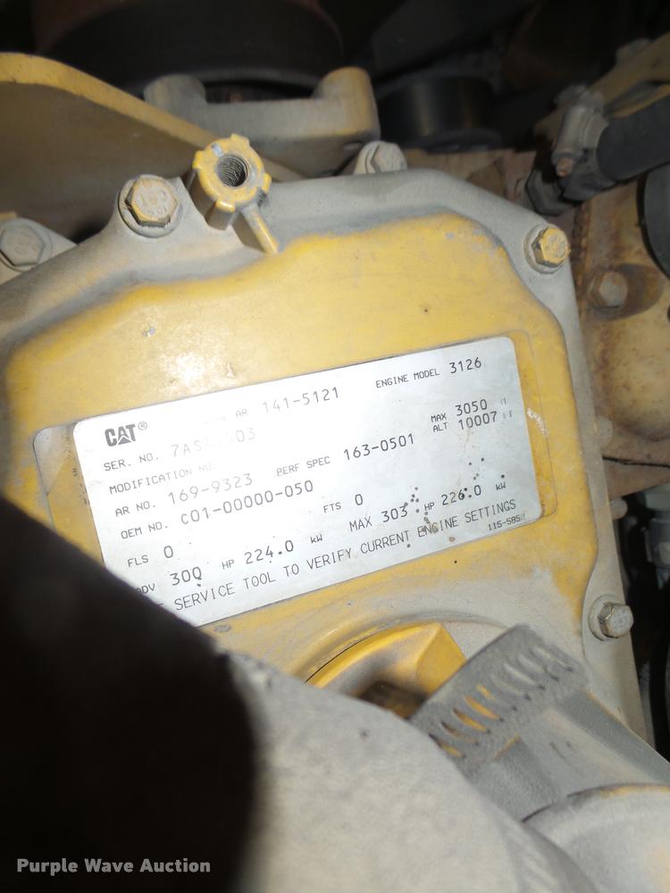 image for item L4184 1999 Sterling L8513 flatbed truck with crane