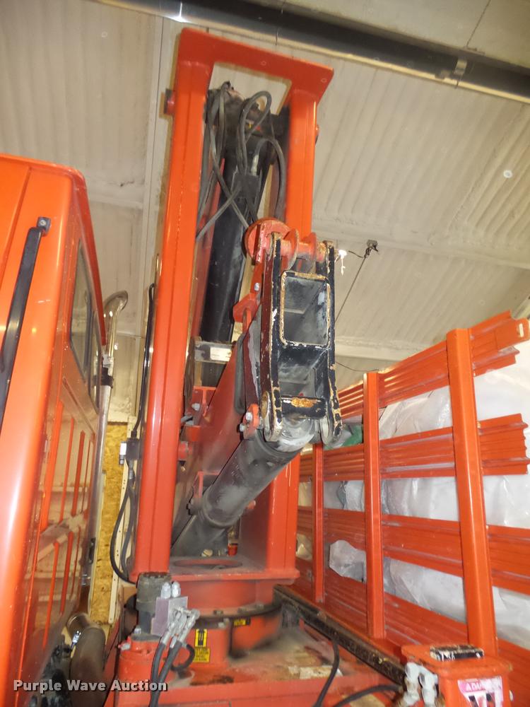 image for item L4184 1999 Sterling L8513 flatbed truck with crane