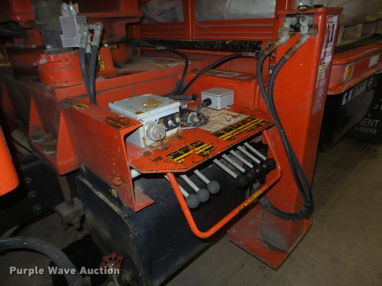 image for item L4184 1999 Sterling L8513 flatbed truck with crane