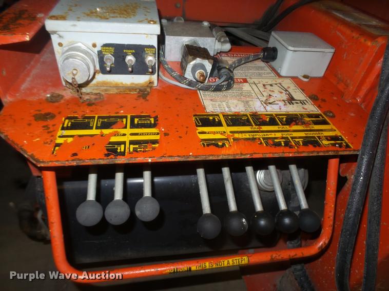 image for item L4184 1999 Sterling L8513 flatbed truck with crane