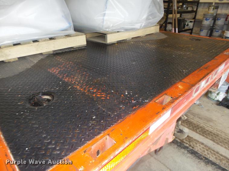 image for item L4184 1999 Sterling L8513 flatbed truck with crane