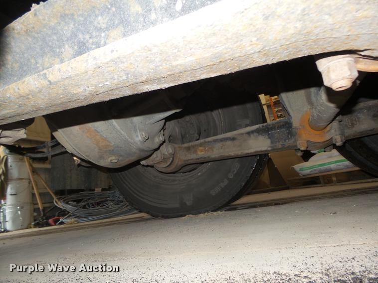 image for item L4184 1999 Sterling L8513 flatbed truck with crane