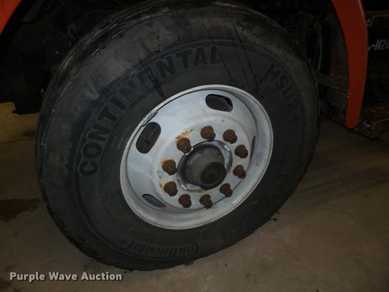 image for item L4184 1999 Sterling L8513 flatbed truck with crane