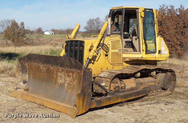 image for item L4463 1998 John Deere 850C dozer