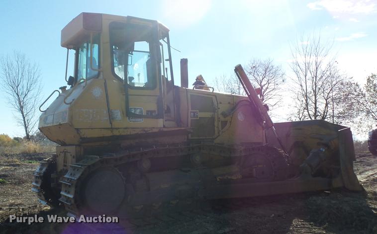 image for item L4463 1998 John Deere 850C dozer