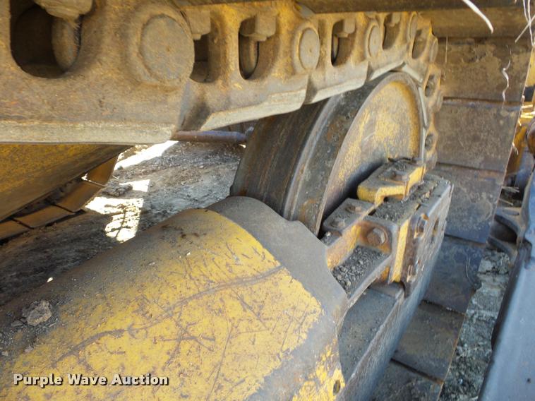 image for item L4463 1998 John Deere 850C dozer