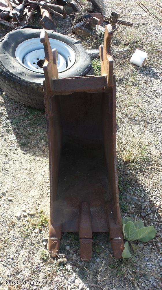 image for item L4466 WB excavator bucket