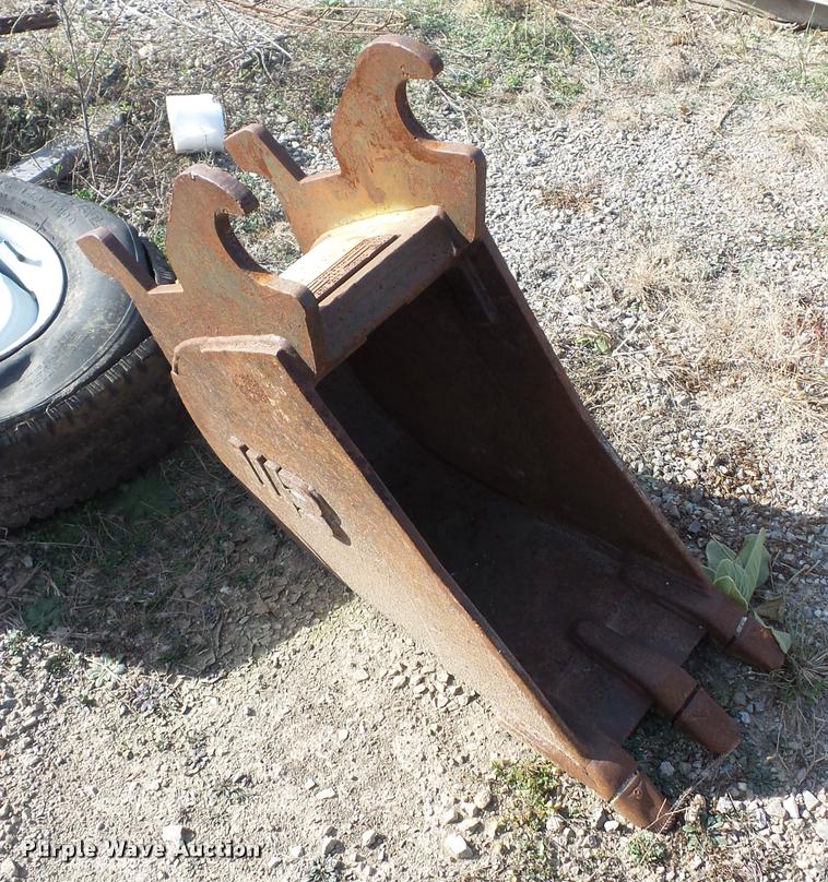 image for item L4466 WB excavator bucket