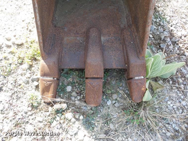image for item L4466 WB excavator bucket