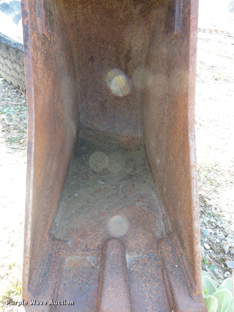 image for item L4466 WB excavator bucket