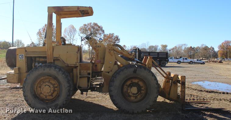 image for item L4923 1981 Caterpillar 910 wheel loader
