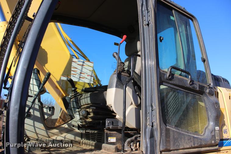 image for item L4925 2011 Kobelco SK260-9 excavator