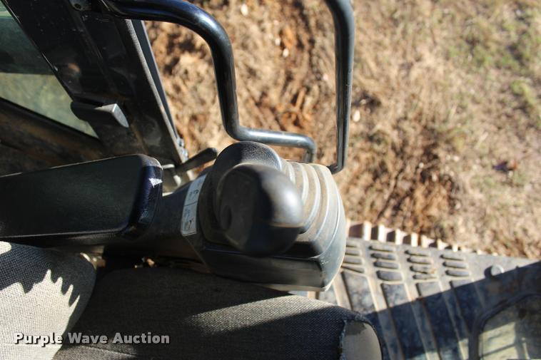 image for item L4925 2011 Kobelco SK260-9 excavator