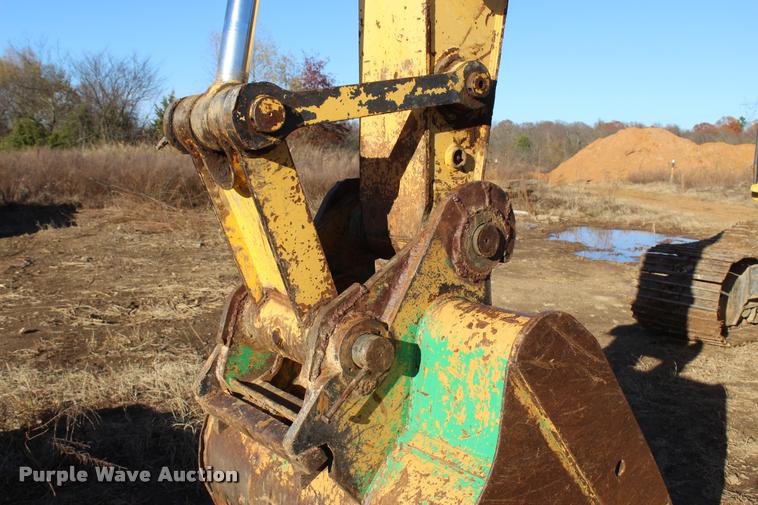 image for item L4925 2011 Kobelco SK260-9 excavator