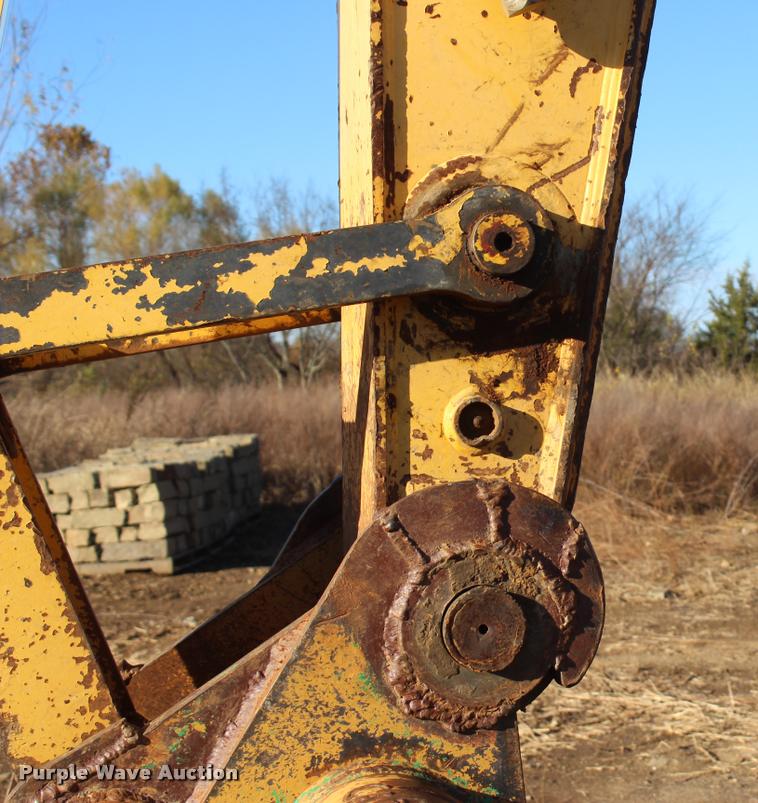 image for item L4925 2011 Kobelco SK260-9 excavator