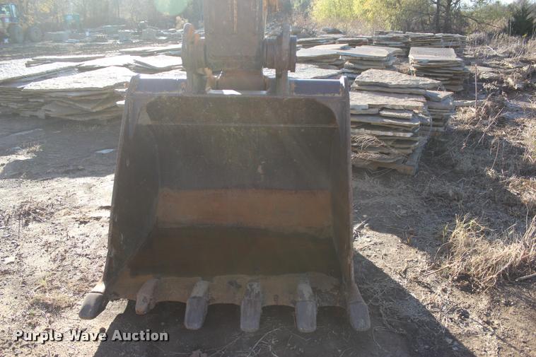 image for item L4925 2011 Kobelco SK260-9 excavator