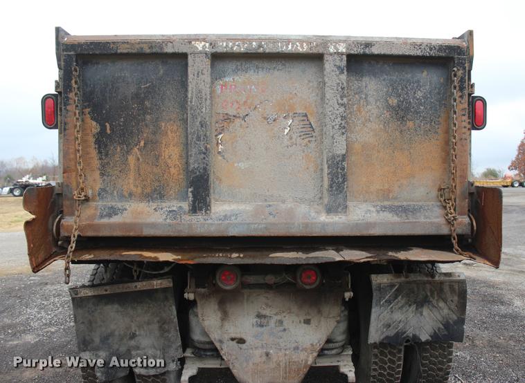 image for item L4934 1995 International 9200 dump truck