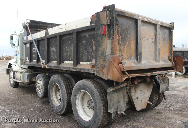 image for item L4934 1995 International 9200 dump truck