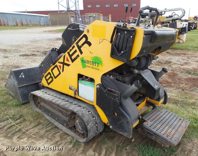 image for item L5528 2006 Boxer TL427 compact utility loader