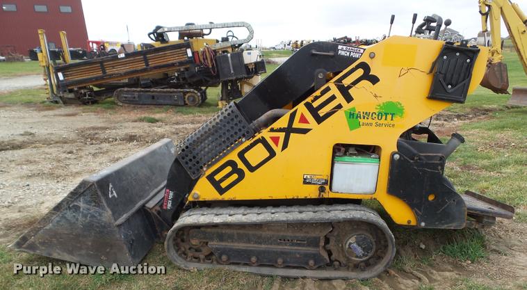image for item L5528 2006 Boxer TL427 compact utility loader