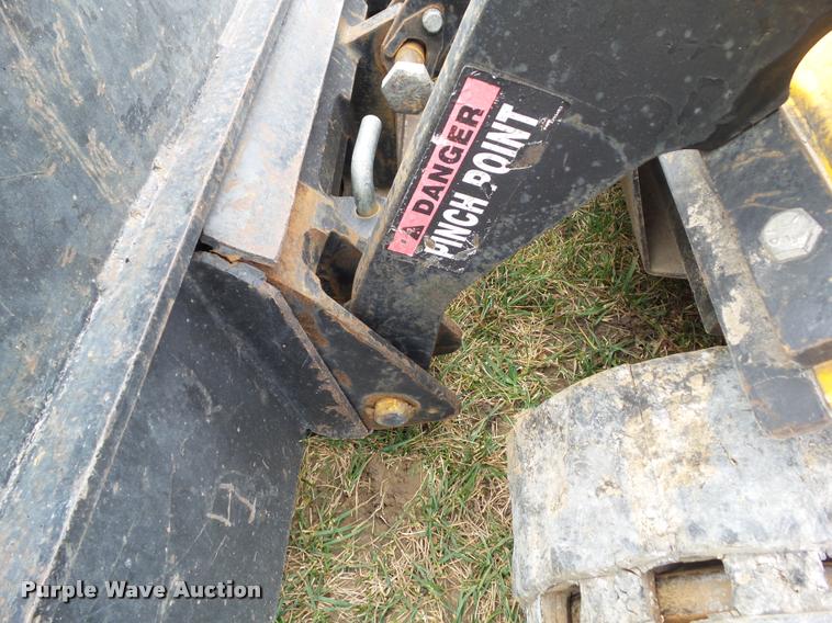 image for item L5528 2006 Boxer TL427 compact utility loader