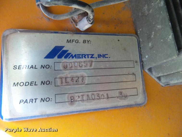 image for item L5528 2006 Boxer TL427 compact utility loader