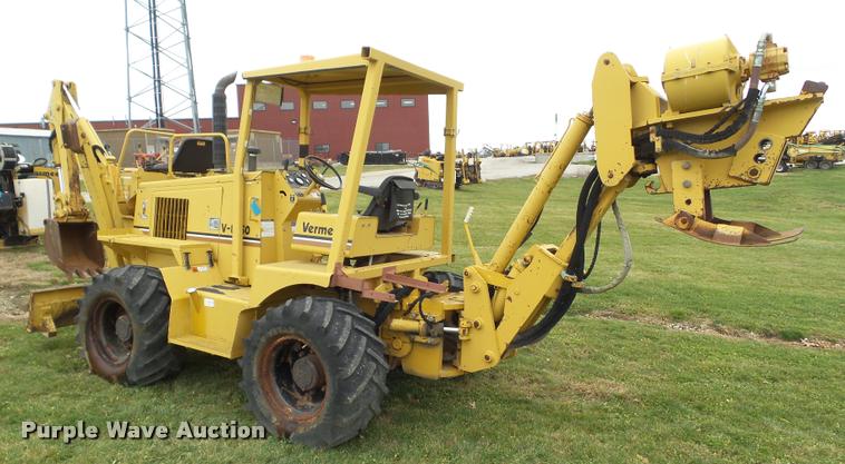 image for item L5529 1992 Vermeer V8050 cable plow