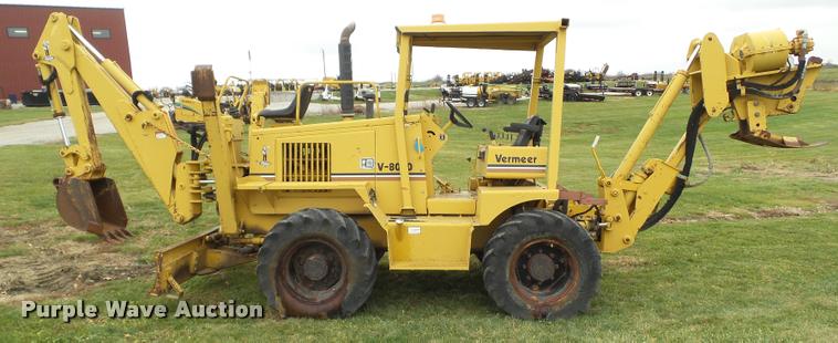 image for item L5529 1992 Vermeer V8050 cable plow