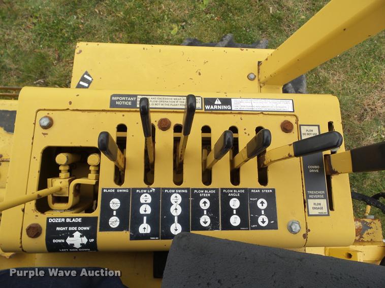 image for item L5529 1992 Vermeer V8050 cable plow