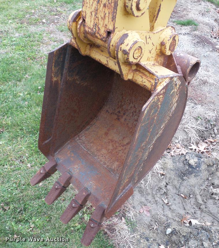 image for item L5529 1992 Vermeer V8050 cable plow