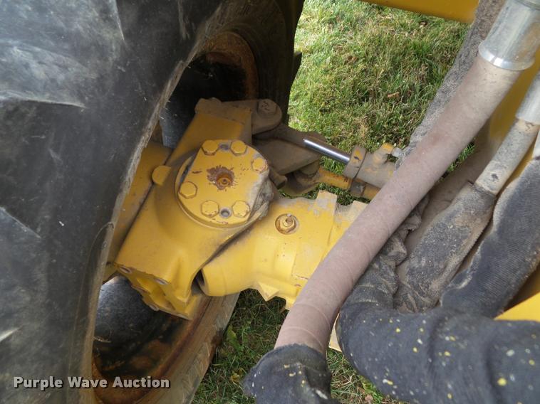 image for item L5529 1992 Vermeer V8050 cable plow