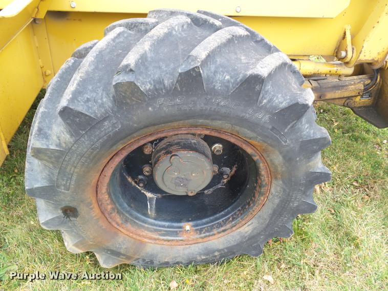 image for item L5529 1992 Vermeer V8050 cable plow