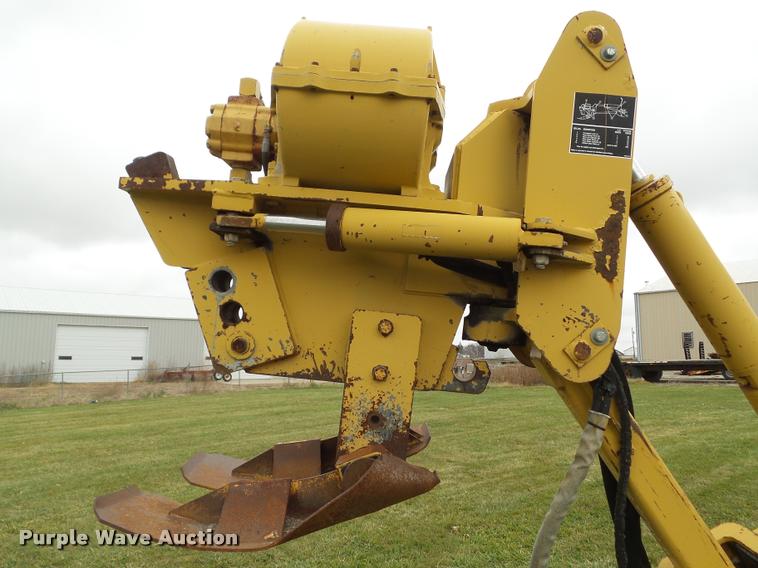 image for item L5529 1992 Vermeer V8050 cable plow