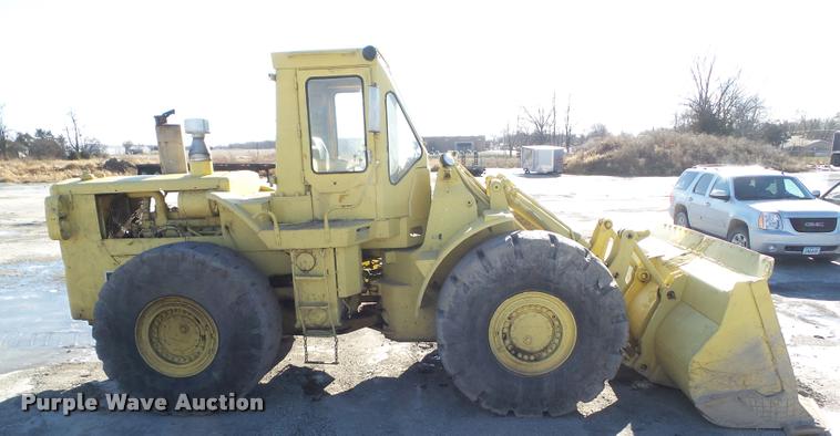 image for item L5535 1976 Caterpillar 980B wheel loader