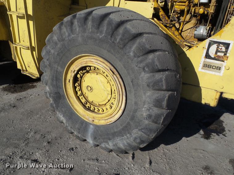 image for item L5535 1976 Caterpillar 980B wheel loader
