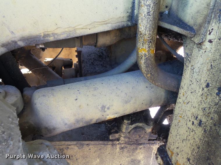 image for item L5535 1976 Caterpillar 980B wheel loader