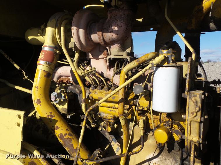 image for item L5535 1976 Caterpillar 980B wheel loader