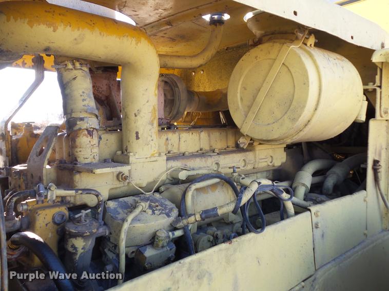image for item L5535 1976 Caterpillar 980B wheel loader