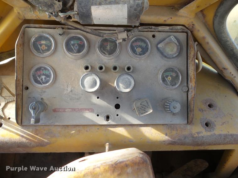 image for item L5535 1976 Caterpillar 980B wheel loader